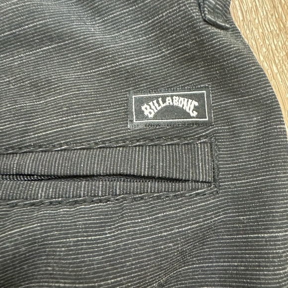 Billabong Charcoal Front Shorts Size 34 - Picture 7 of 8